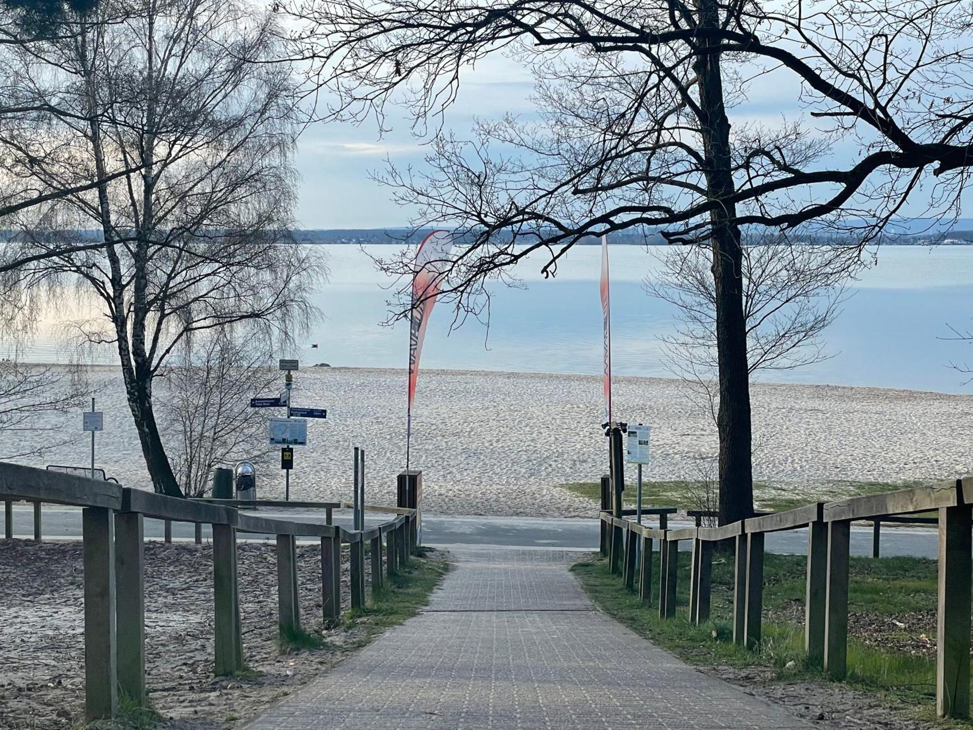 Strandhotel Weisser Berg Neustadt am Rubenberge Bagian luar foto