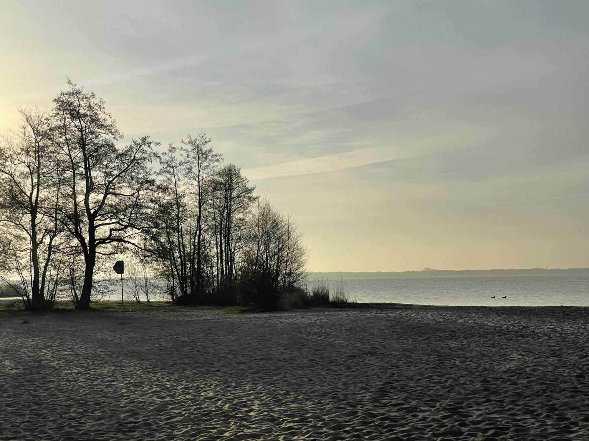 Strandhotel Weisser Berg Neustadt am Rubenberge Bagian luar foto