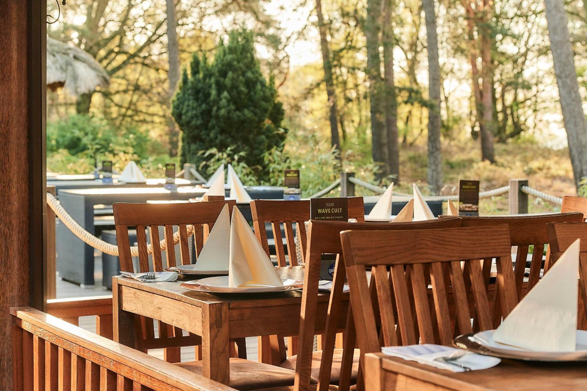 Strandhotel Weisser Berg Neustadt am Rubenberge Bagian luar foto